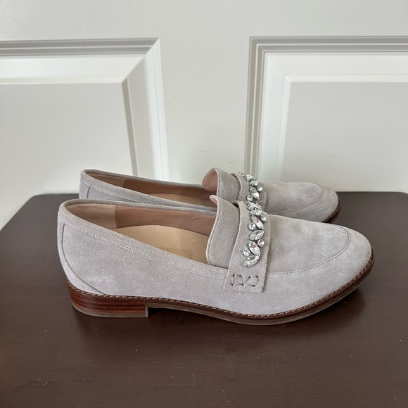 Vionic Avvy Loafer Light Grey Suede Shoes Slip On Rhinestones - Picture 1 of 10